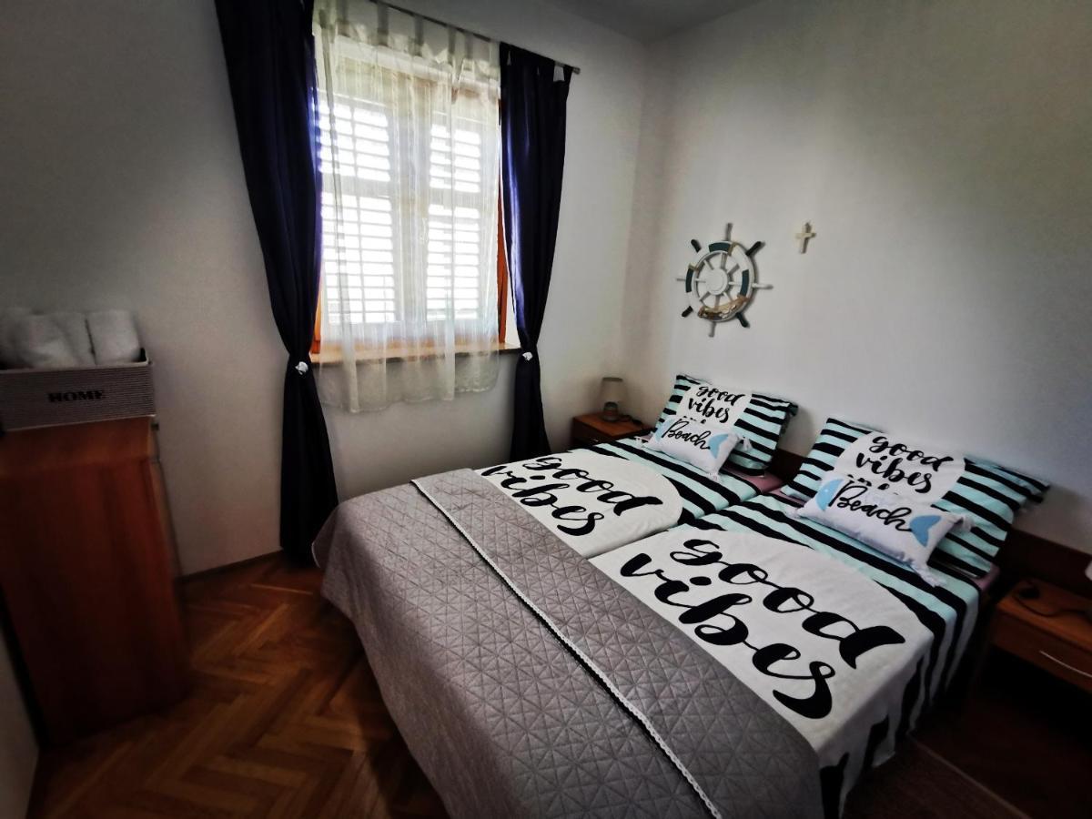 דירות Santa Eufemia Rovinj 10Min Walk To City & Free Garage Parking מראה חיצוני תמונה